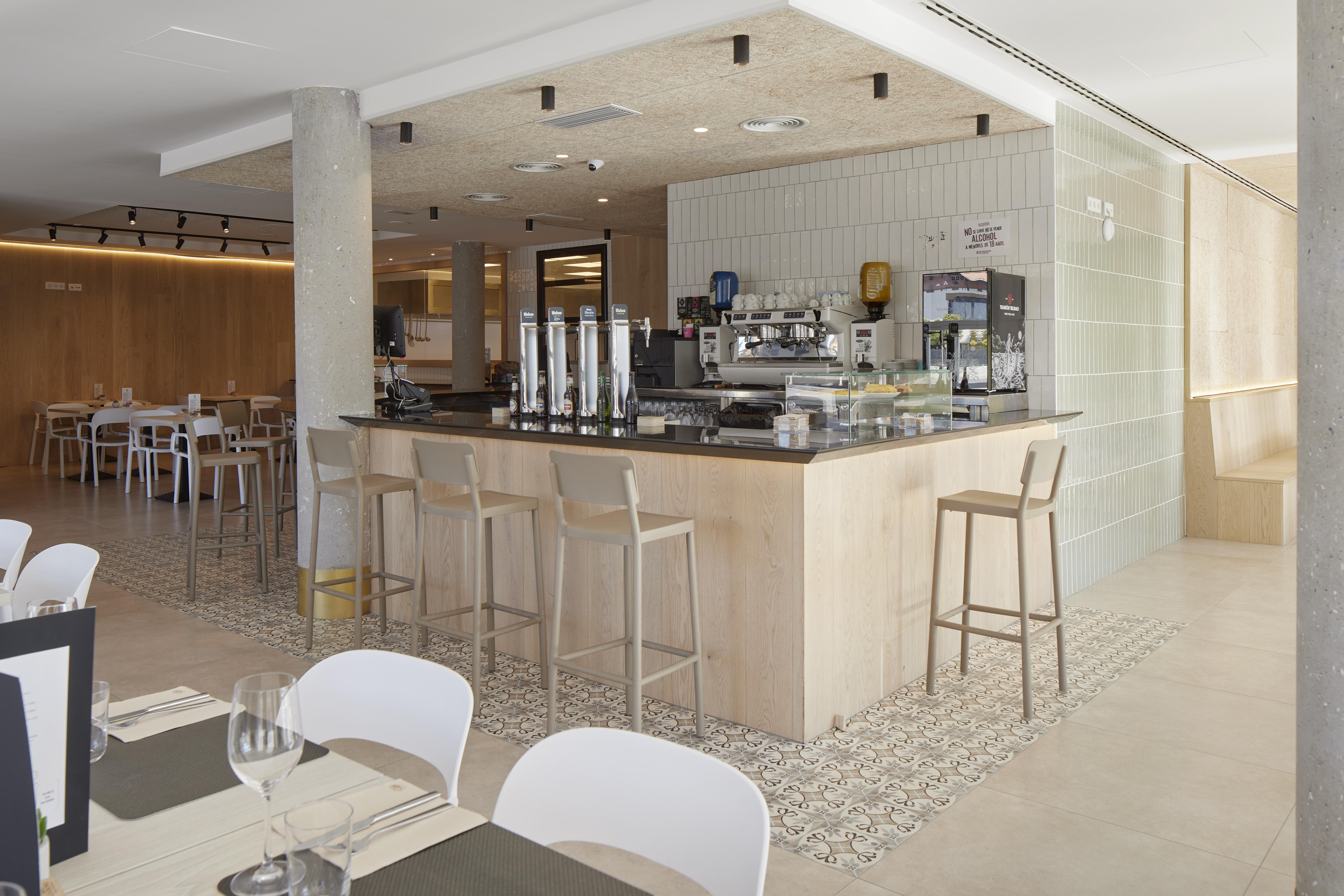Iraipe Logrono Hotel Exteriör bild