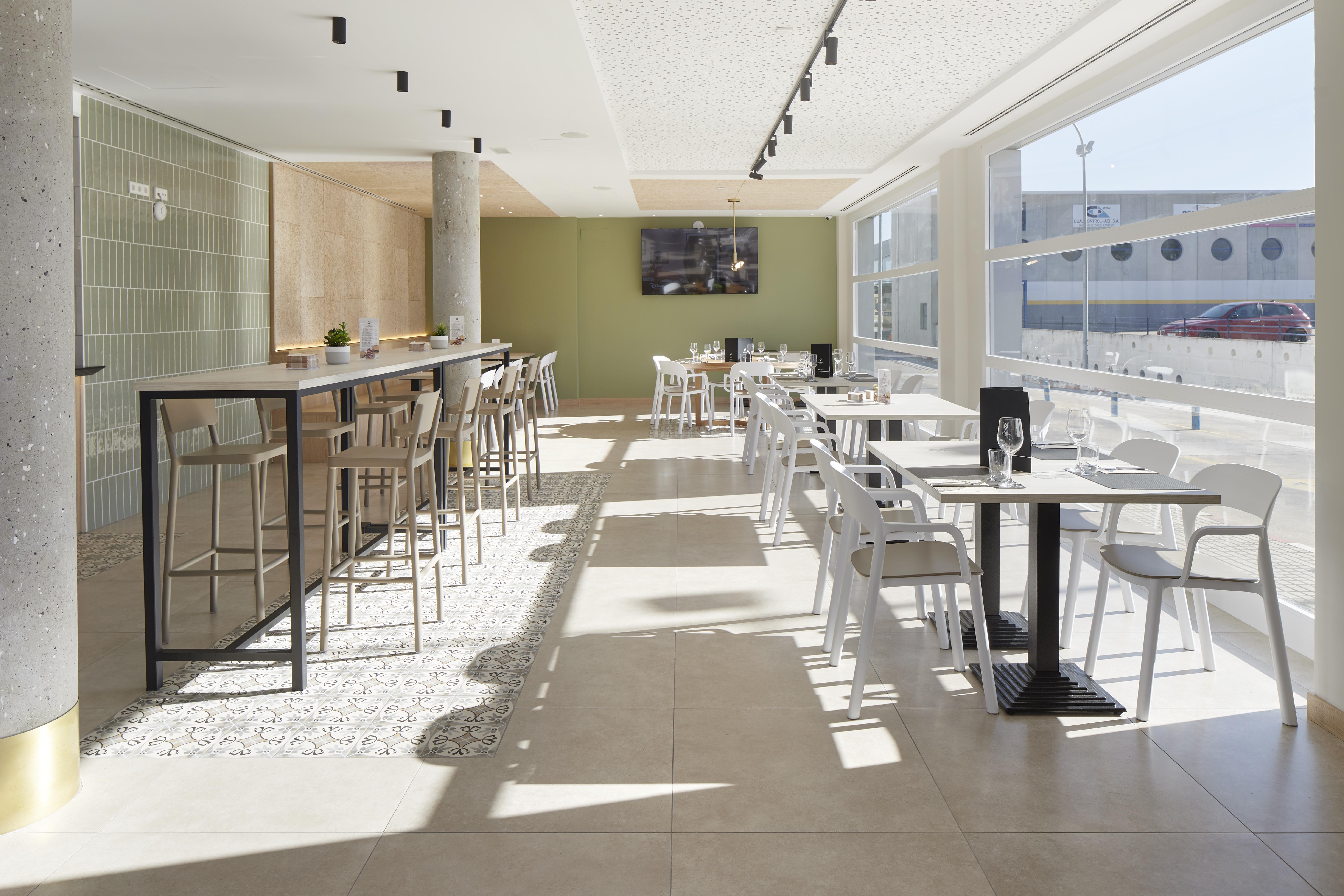 Iraipe Logrono Hotel Exteriör bild