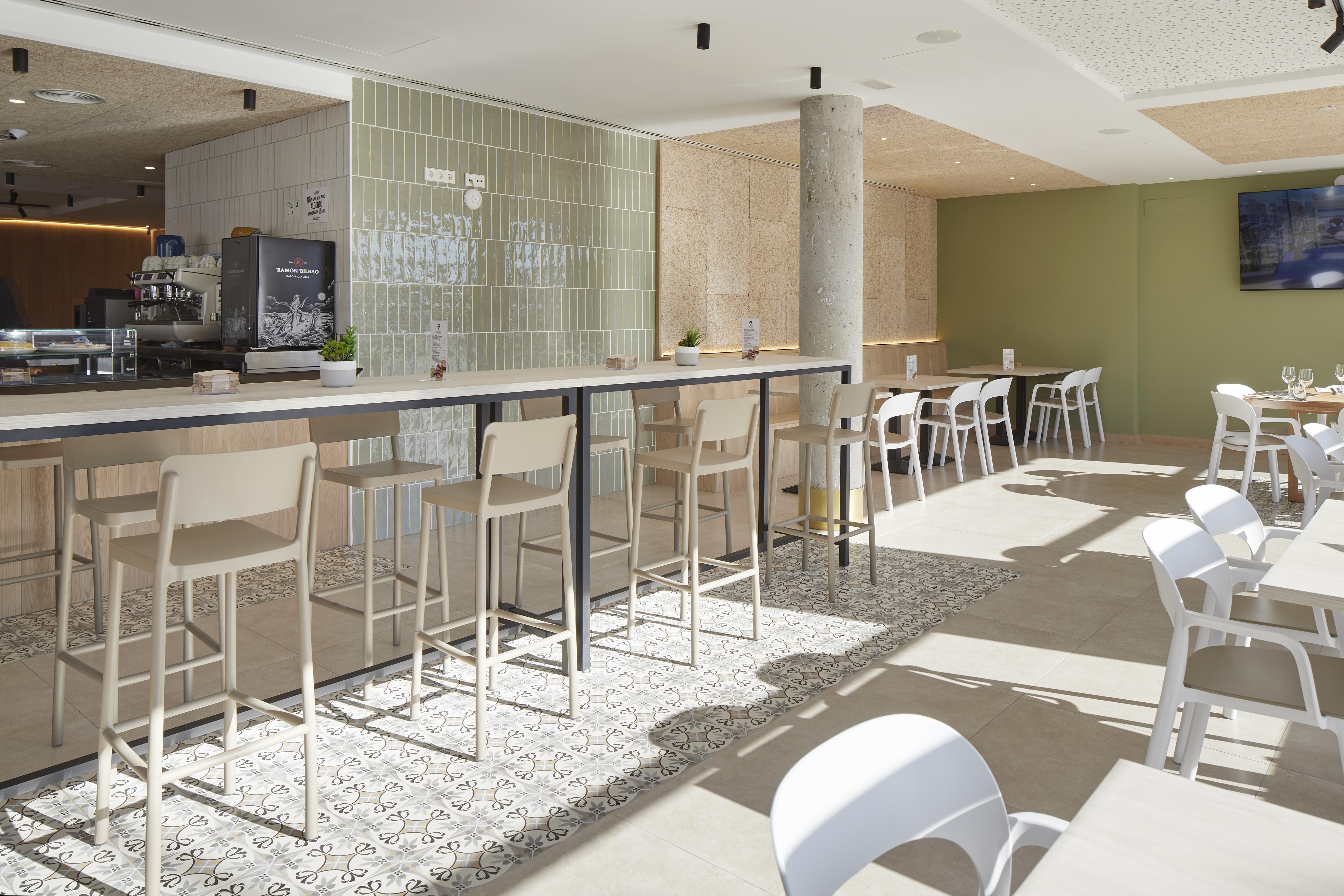 Iraipe Logrono Hotel Exteriör bild