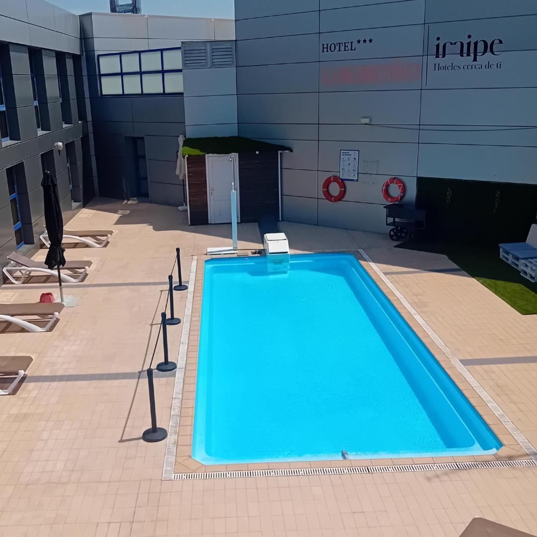Iraipe Logrono Hotel Exteriör bild