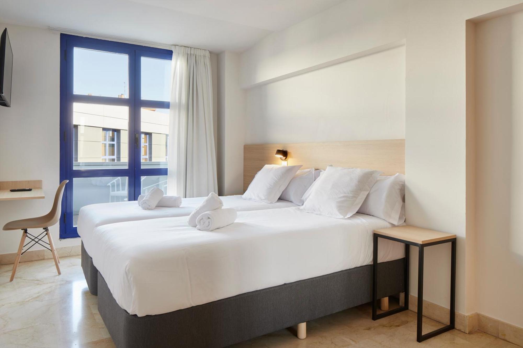 Iraipe Logrono Hotel Exteriör bild