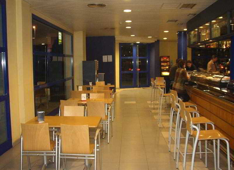Iraipe Logrono Hotel Exteriör bild